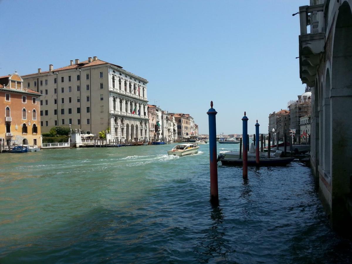 Appartamento Accademia San Vio Venice Exterior photo